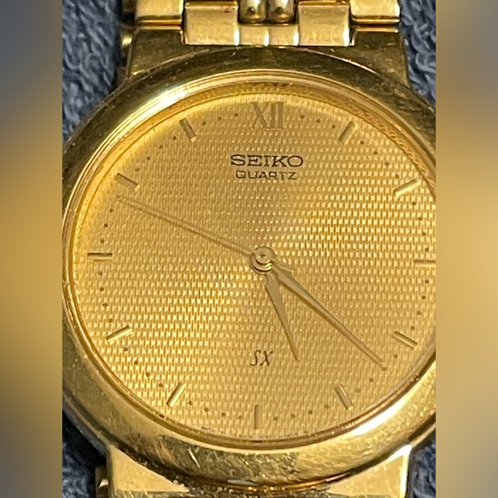 Seiko Gold Tone Men's‎ Dress Watch - Picture 4 of 13